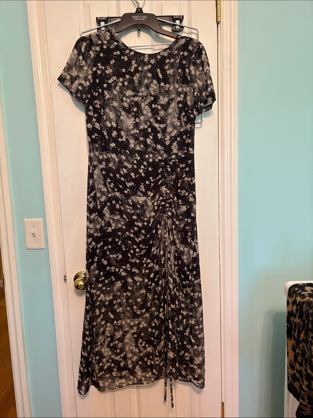 Simply Vera Vera Wang Black and Gray Floral Midi Dress